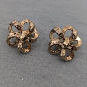 Trifari gold bow knot clip-on earrings